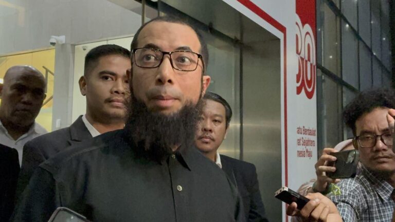 Ustaz-Khalid-Basalamah