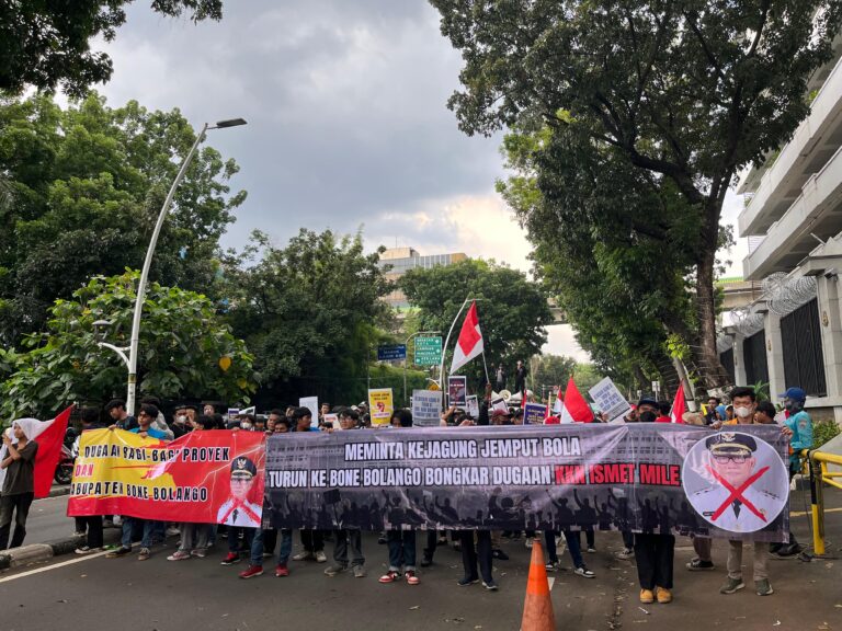 ae400d2f-8caf-4887-a39e-4082a1c005ac