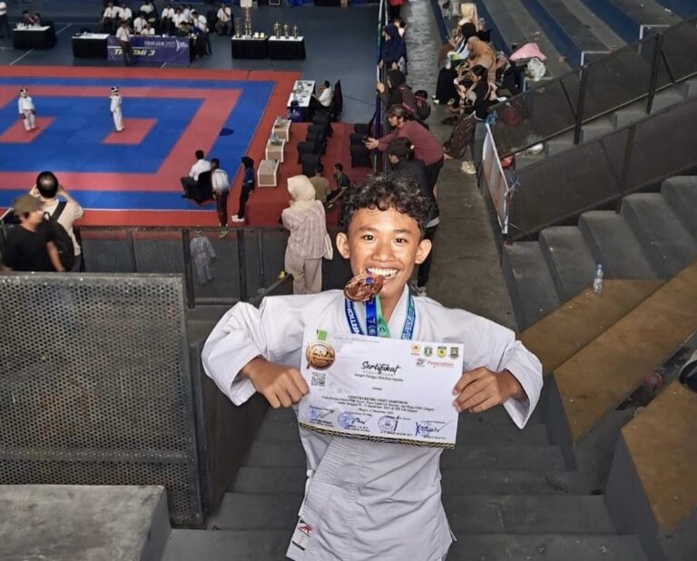 7434dbdb-a1b4-47cf-a5a6-c3df74855daa