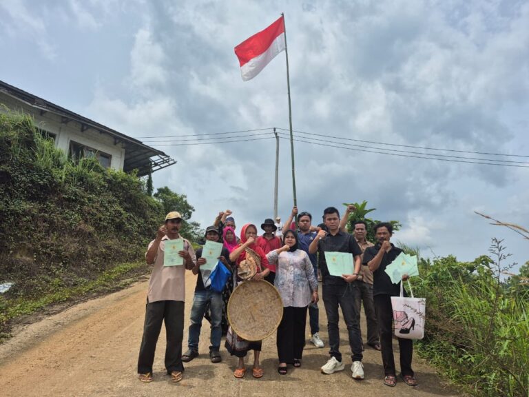 7a65feb8-2ed1-4458-ab48-540e2996511d