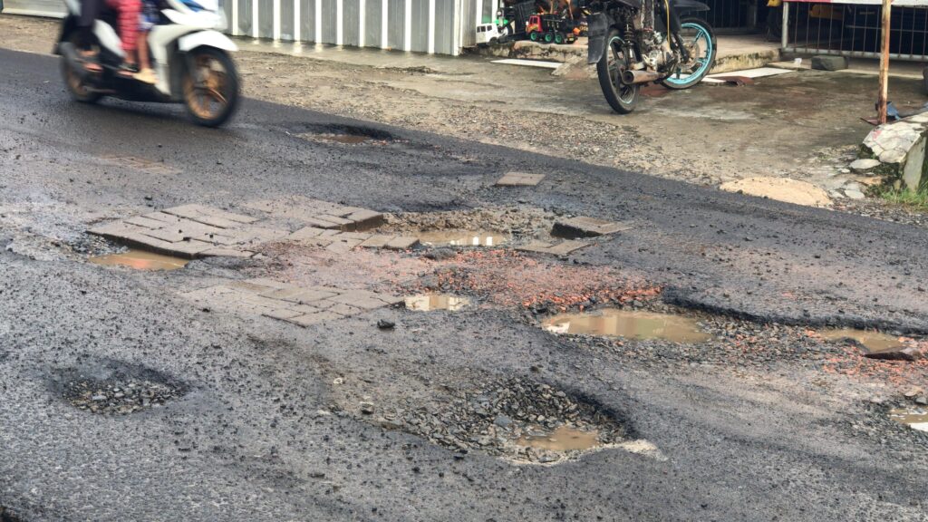 e7249b2b-76f0-4d1c-9fef-ba487a9e9167